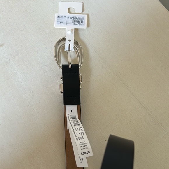 Women's Silver Buckle Belt - Picture 3 of 4